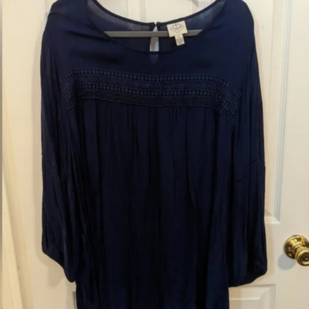 St. John's Bay Navy Blue Blouse with Intricate Crochet Detail - Plus 2X